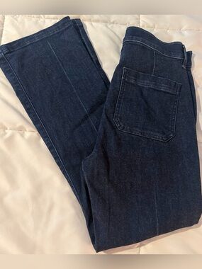 LOFT THE KICK CROP DARK DENIM PANTS WITH GOLD BUTTON DETAIL SIZE 25